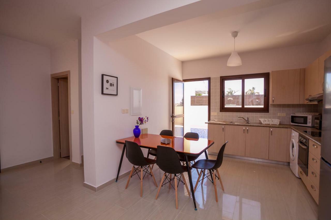 Dafni Villa 19 Paralimni Exterior foto